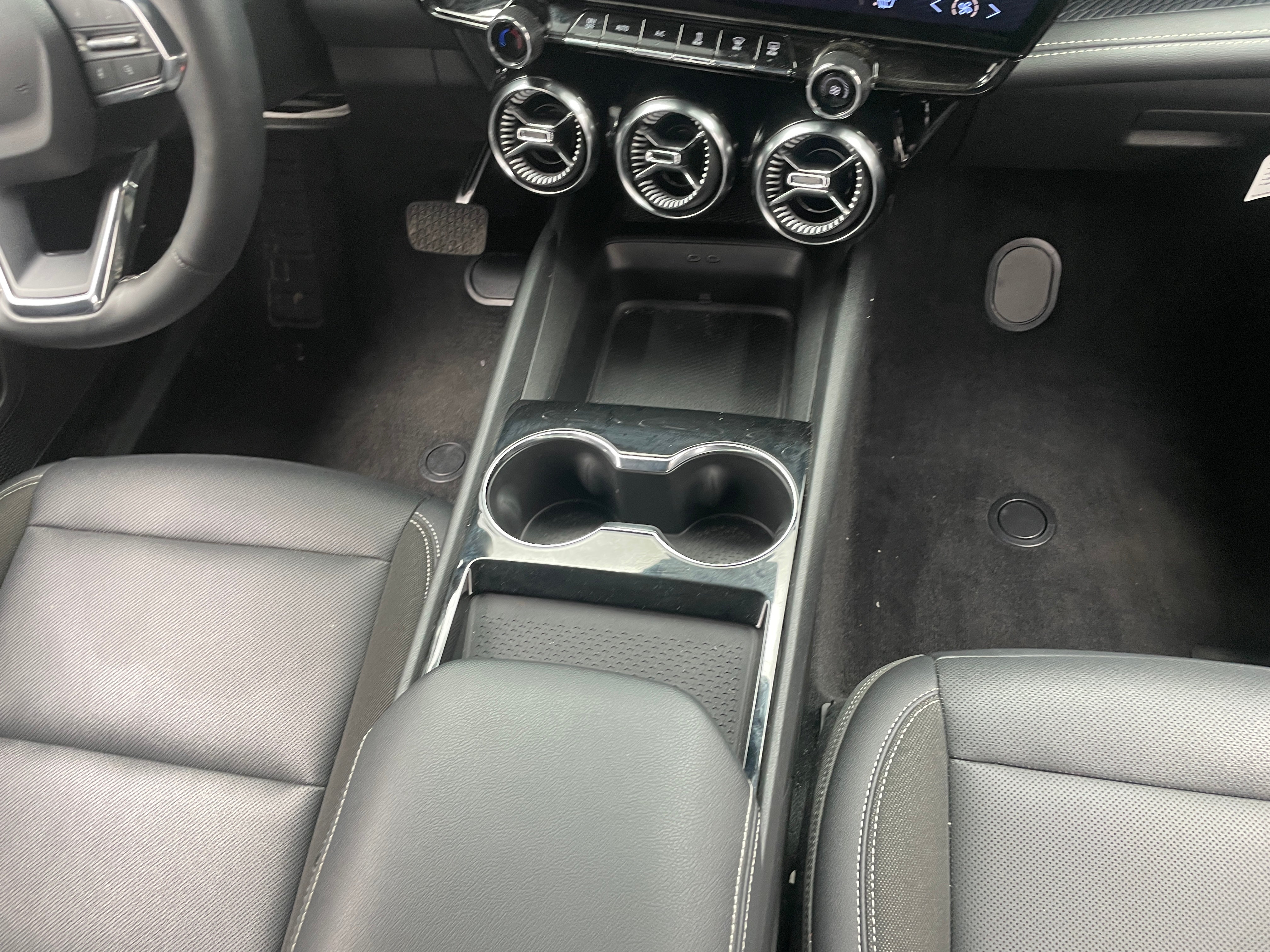 chevrolet blazer ev 2025 3GNKDGRJ3SS109881 image chevrolet blazer ev 2025 3GNKDGRJ3SS109881 image